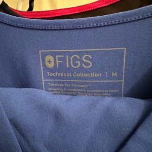FIGS Scrub Top